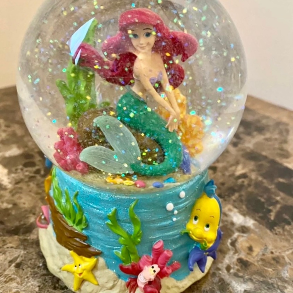 Disney musical snow globe
